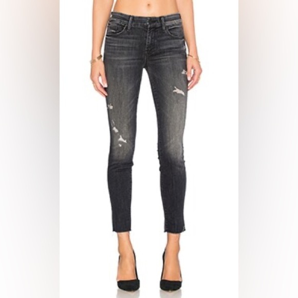 MOTHER Looker Ankle Fray Jeans in Crash And Burn 25 - Picture 1 of 13